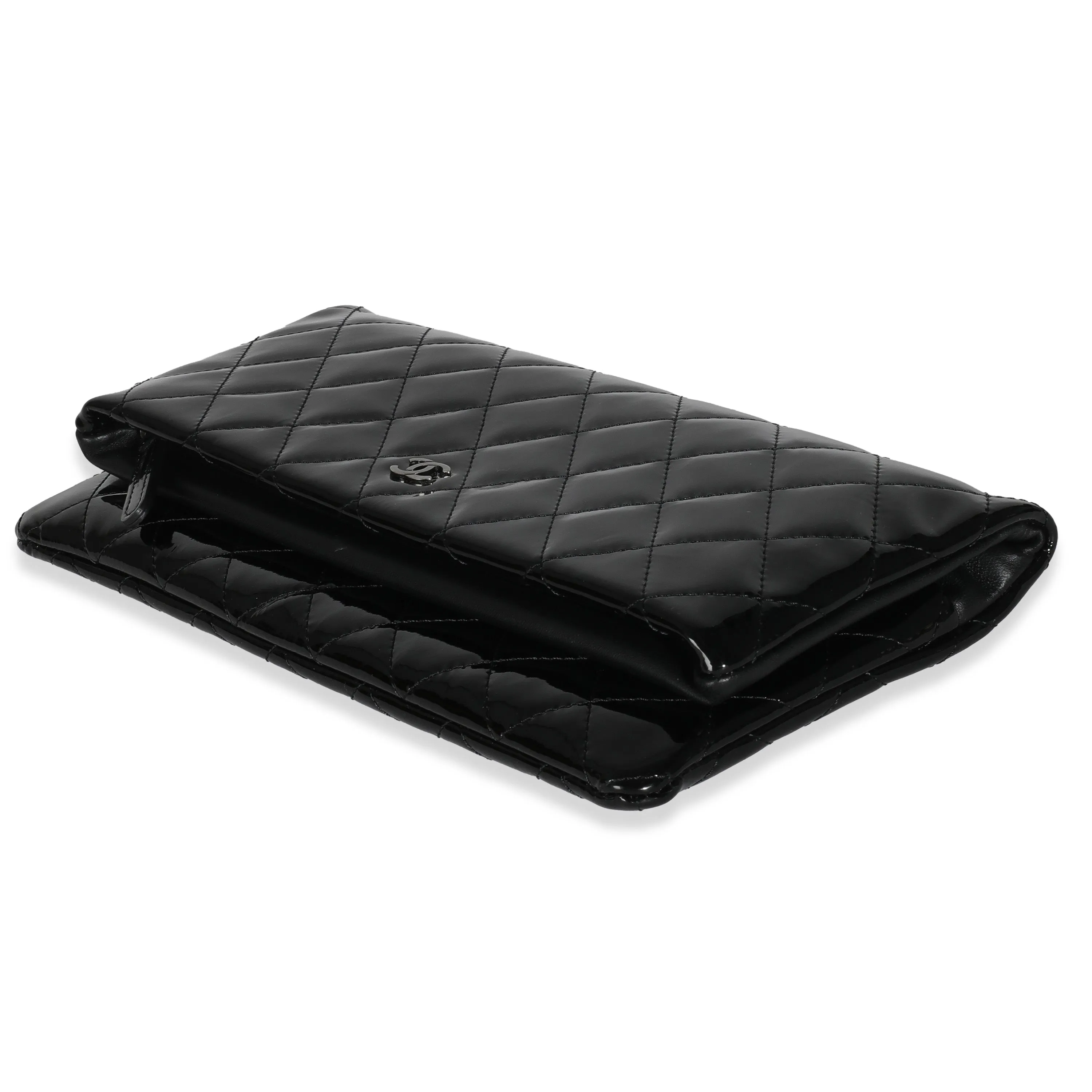 14B Black Quilted Patent Beauty CC Flap Clutch