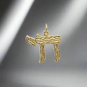 14K Y Gold Textured Chai Pendant
