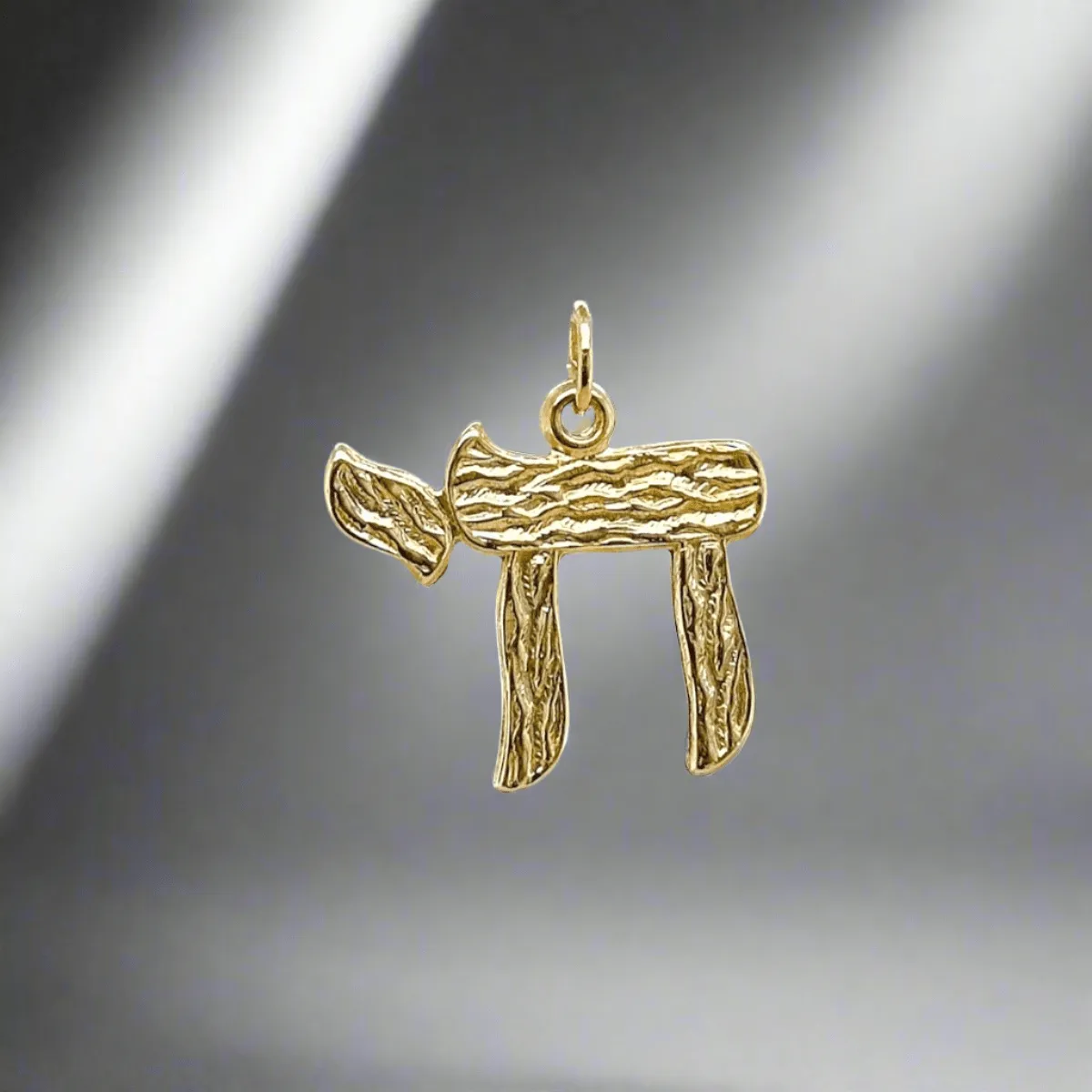 14K Y Gold Textured Chai Pendant