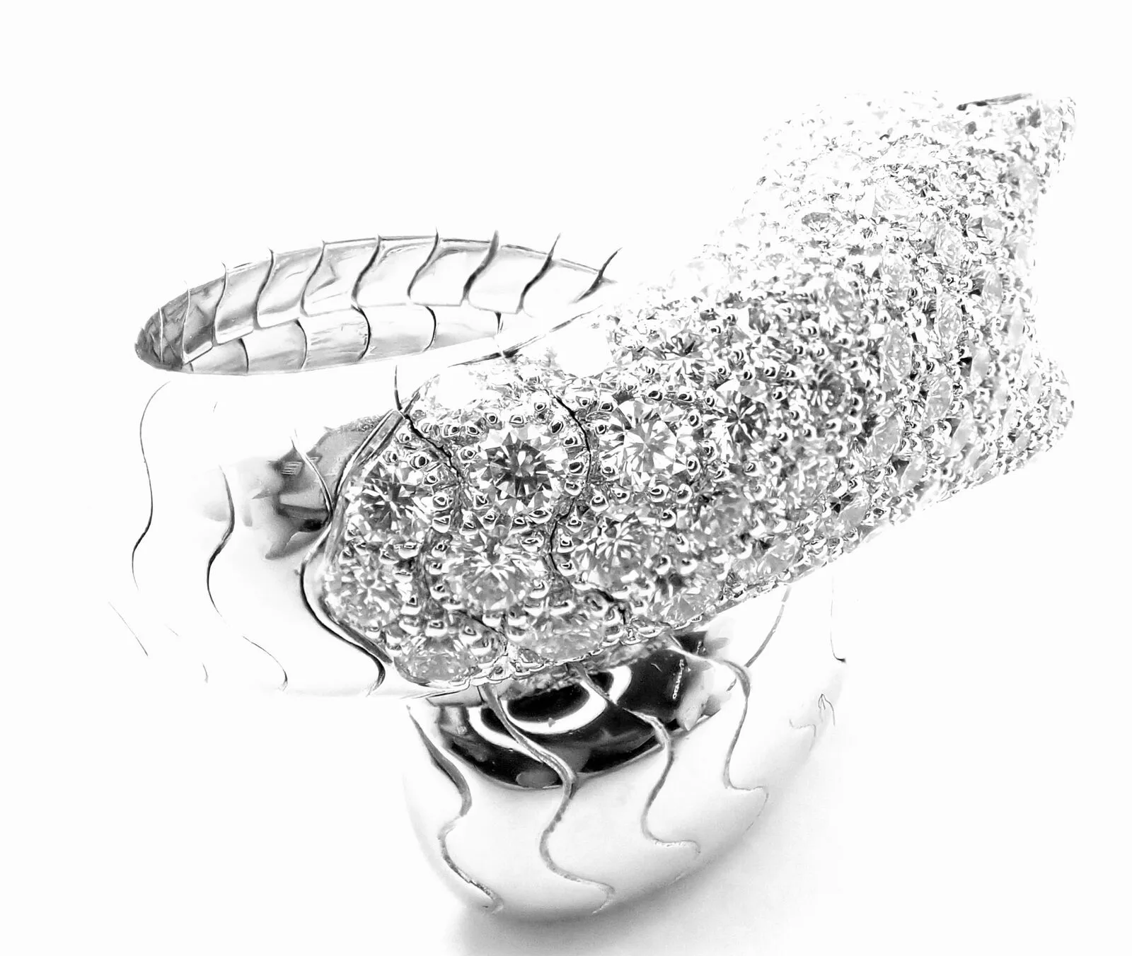 Authentic! Cartier Panther 18k White Gold Diamond Emerald Onyx Band Ring Cert.