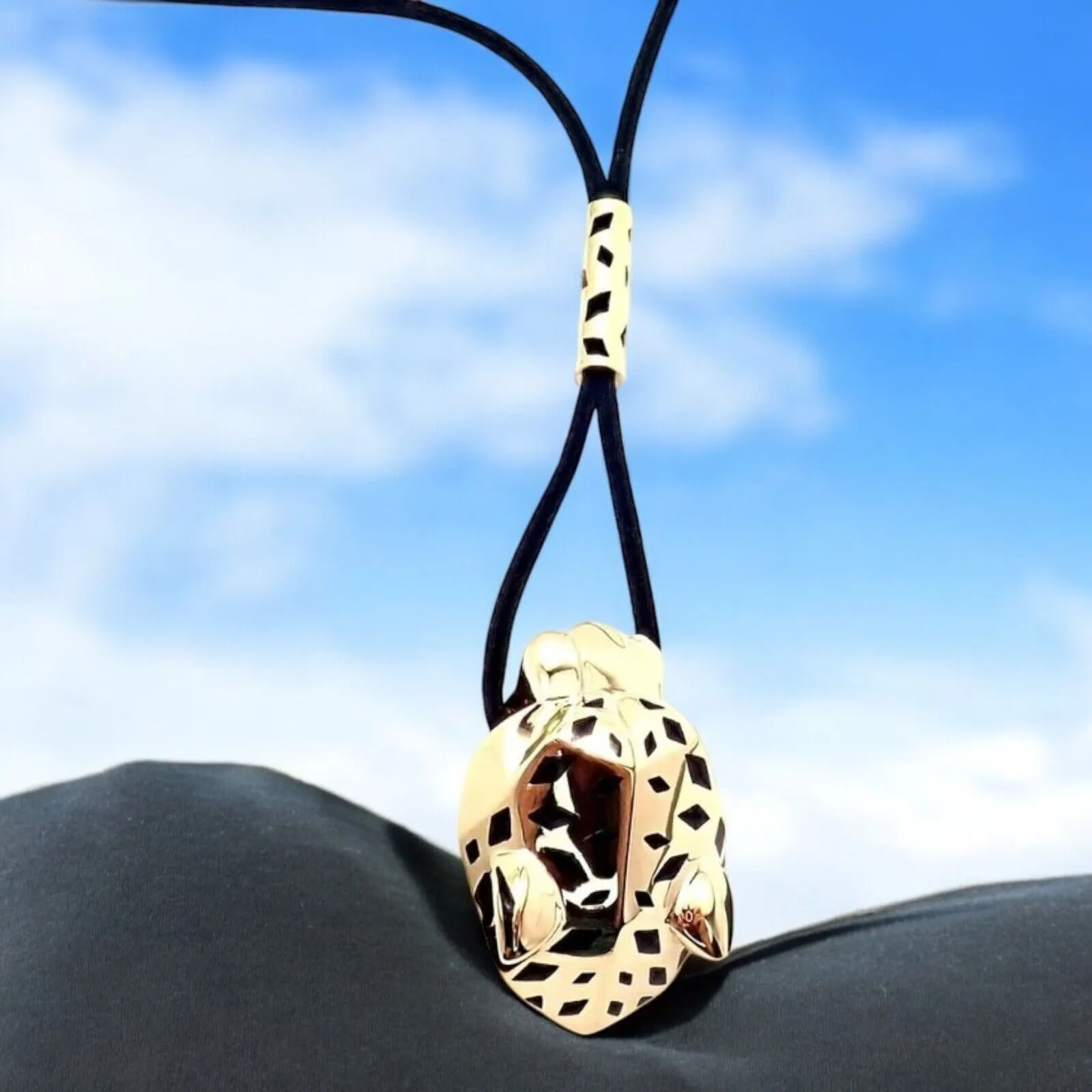 Authentic Cartier Panther Panthere 18k Yellow Gold Peridot Lacquer Cord Necklace