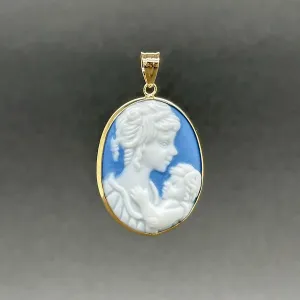 Estate 10K Y Gold Plastic Mother & Child Cameo Pendant