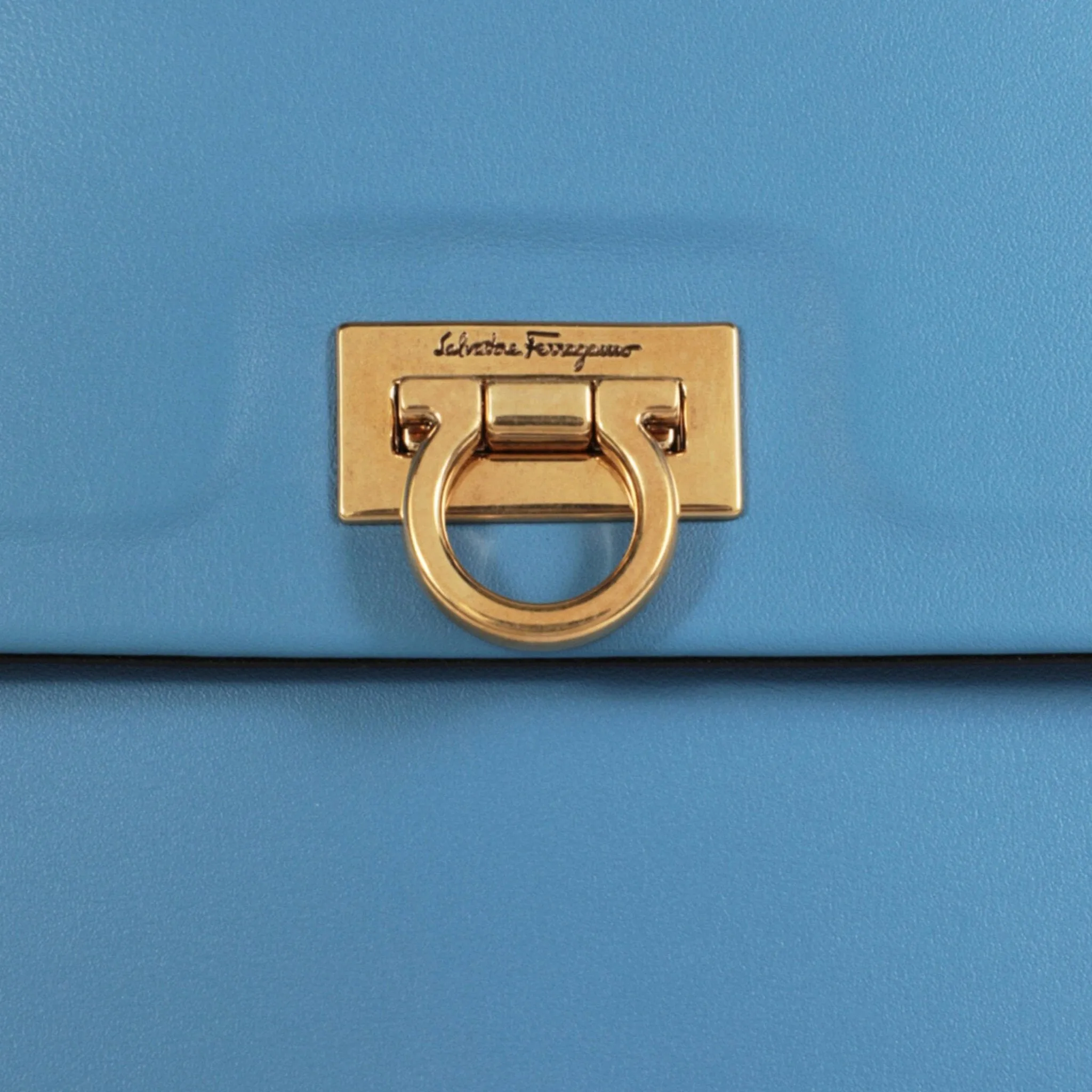 Ferragamo Trifolio Blue Leather Women's Top Handle Bag FZ-21 0892