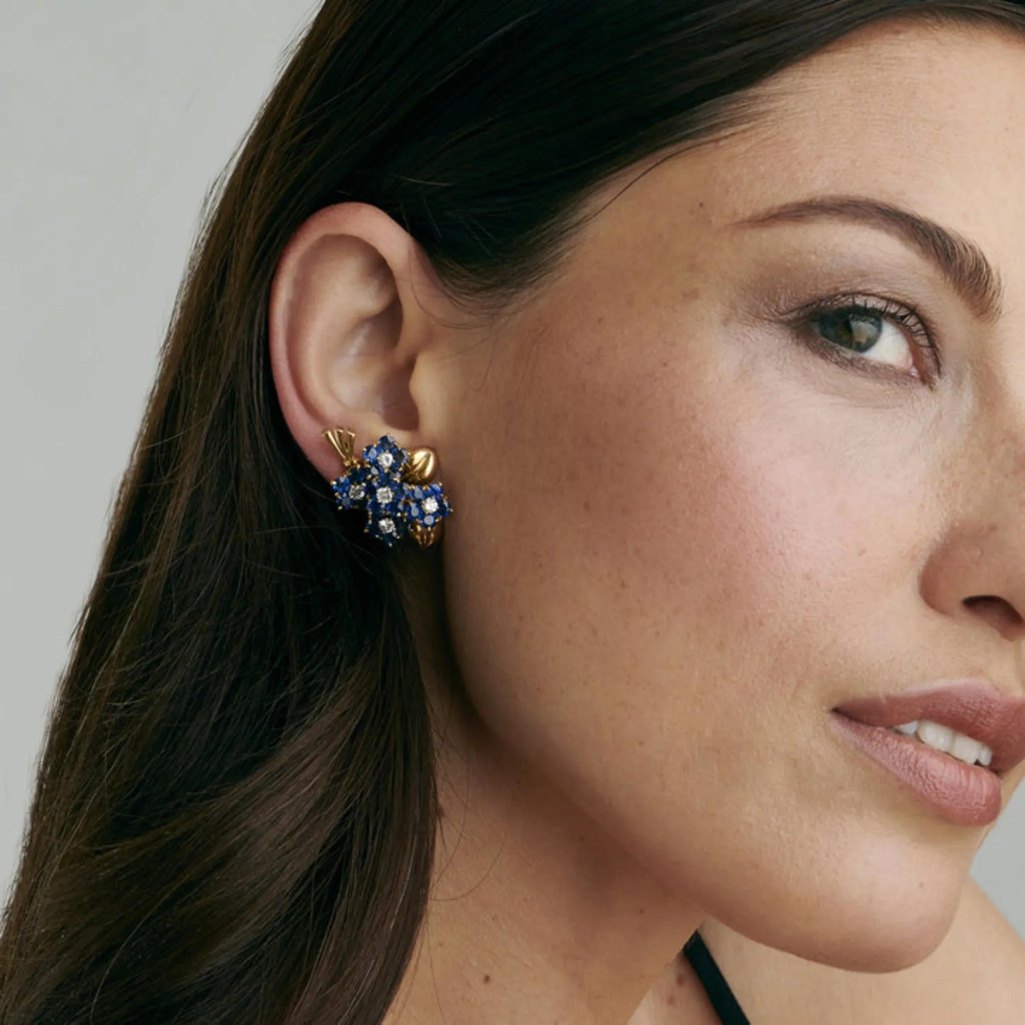 Van Cleef & Arpels Paris 1940s 18KT Yellow Gold Sapphire & Diamond Flower Earrings