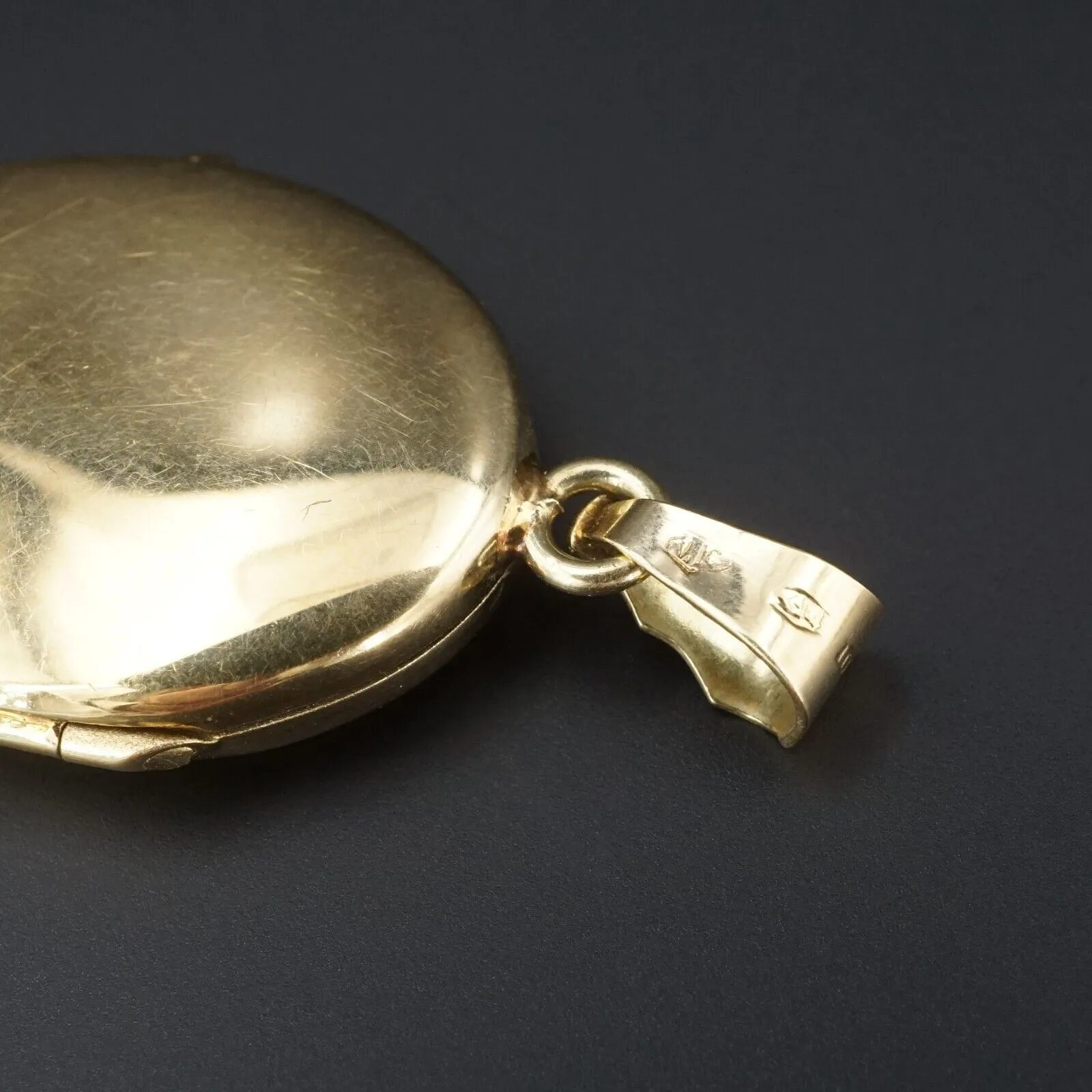 Vintage 14k Yellow Gold Locket Repousse Pendant Floral Iris 1.6" PG1648