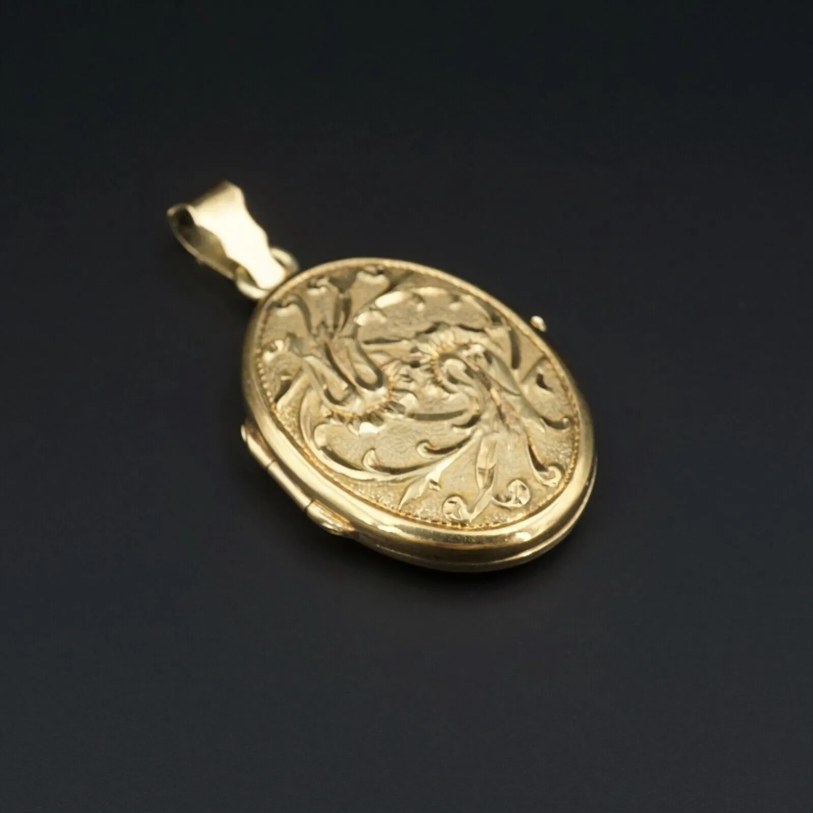 Vintage 14k Yellow Gold Locket Repousse Pendant Floral Iris 1.6" PG1648